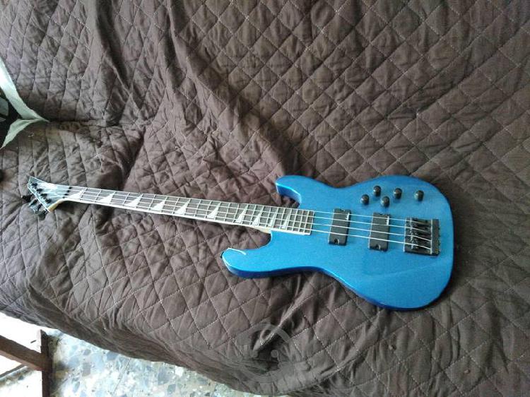 Bajo Jackson Js3 concert bass