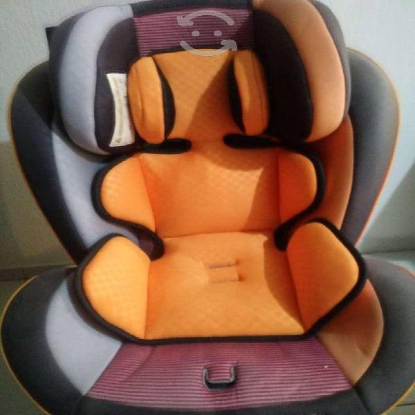 Auto asiento para niños